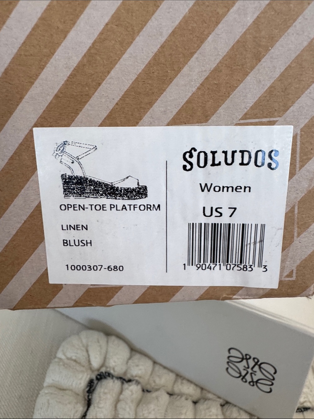 SOLUDOS wedge sandal (approx 2.5” wedge size 7 - Picture 7 of 9